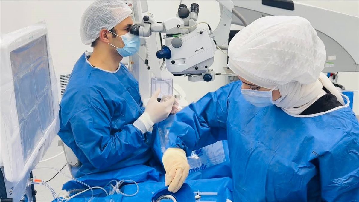 الفريق الطبي بهيئة الرعاية الصحية 