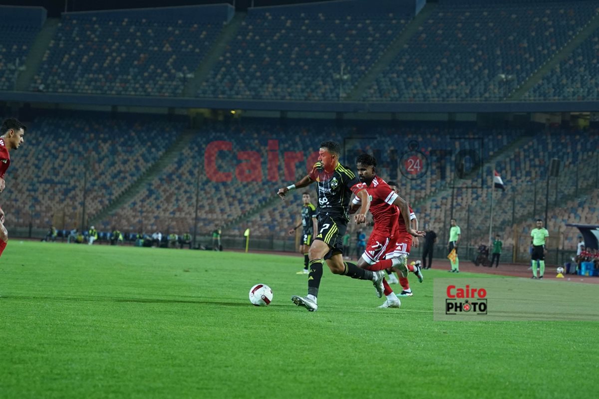 <strong>مباراة الأهلي ومودرن سبورت في الدوري الممتاز</strong>