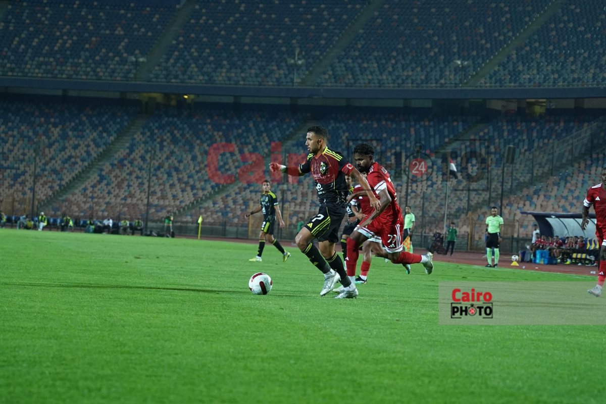 <strong>مباراة الأهلي ومودرن سبورت في الدوري الممتاز</strong>