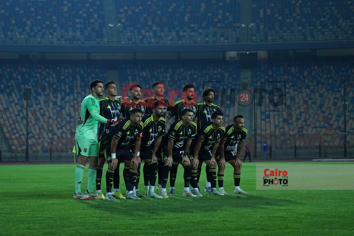 <strong>مباراة الأهلي ومودرن سبورت في الدوري الممتاز</strong>