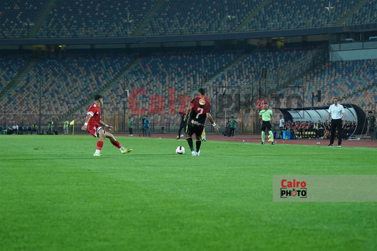 <strong>مباراة الأهلي ومودرن سبورت في الدوري الممتاز</strong>