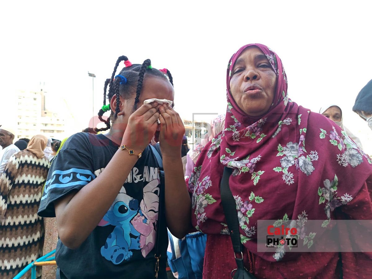 استعدادات قبل انطلاق قطار نقل السودانيين إلى وطنهم عبر السكك الحديدية