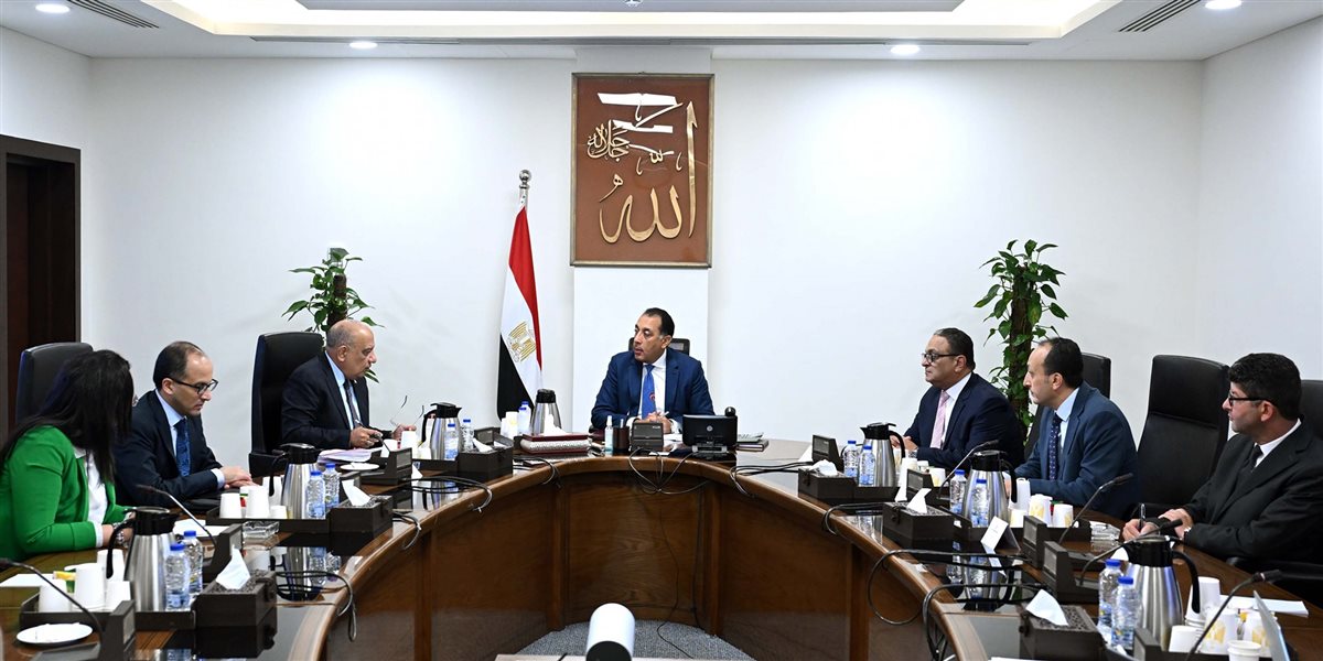 رئيس الوزراء يتابع الموقف التنفيذي لتوفير التغذية الكهربائية لمشروعات التنمية الزراعية بالدلتا الجديدة