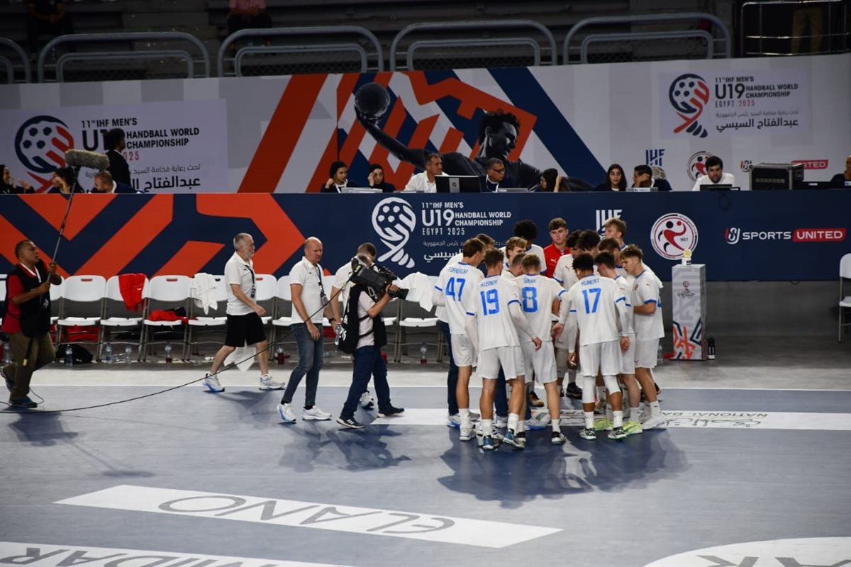 منتخب ناشئي كرة اليد أمام التشيك (3)