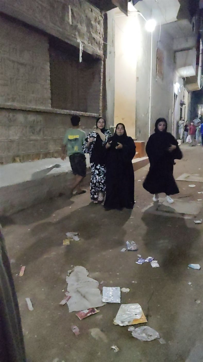 الأمن يفحص مزاعم سيدة بتعرضها وصديقتها للتعدي علي يد 8 سيدات وسرقة 70ألف جنيه