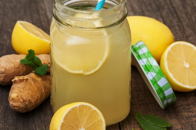 مشروب ديتوكس الليمون