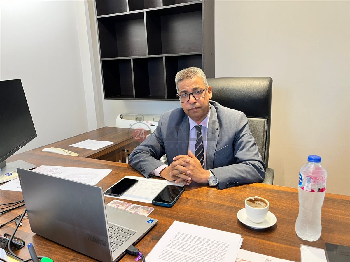 المهندس أيمن إبراهيم خلال حواره مع القاهرة 24