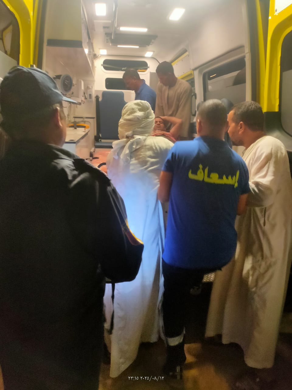 انقاذ 4 أشخاص انهار عليهم بئر 