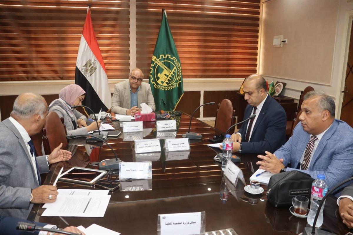 جانب من الاجتماع 