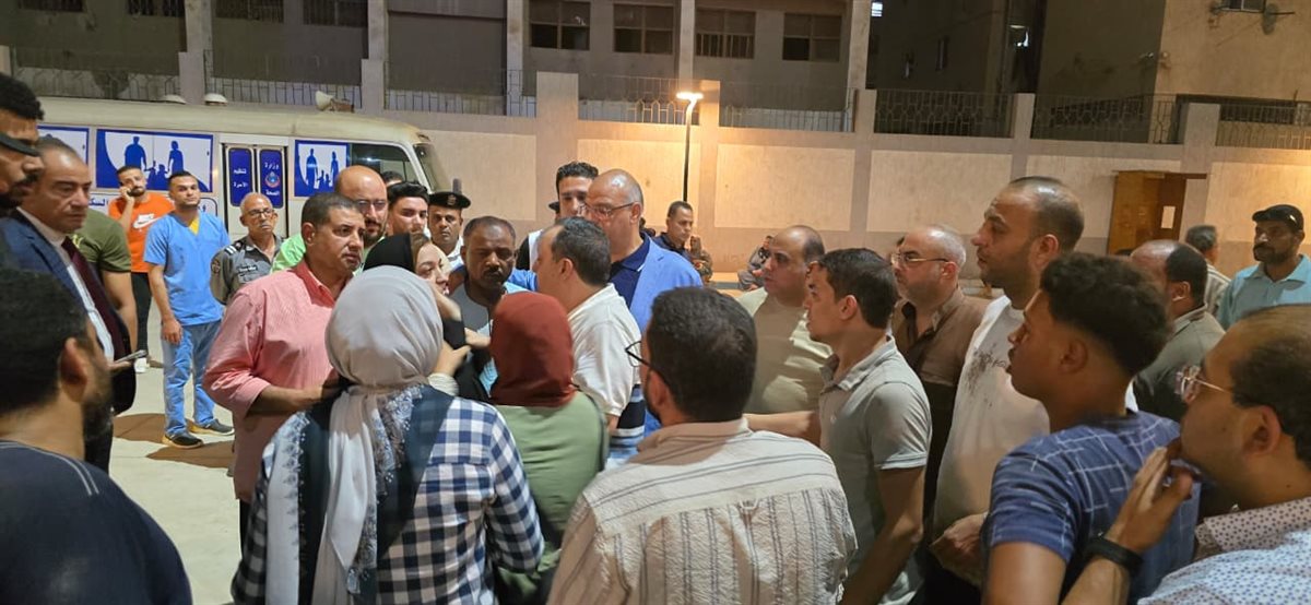 محافظ القليوبية ينتقل لموقع حريق مخزن بلاستيك بشلقان في القناطر