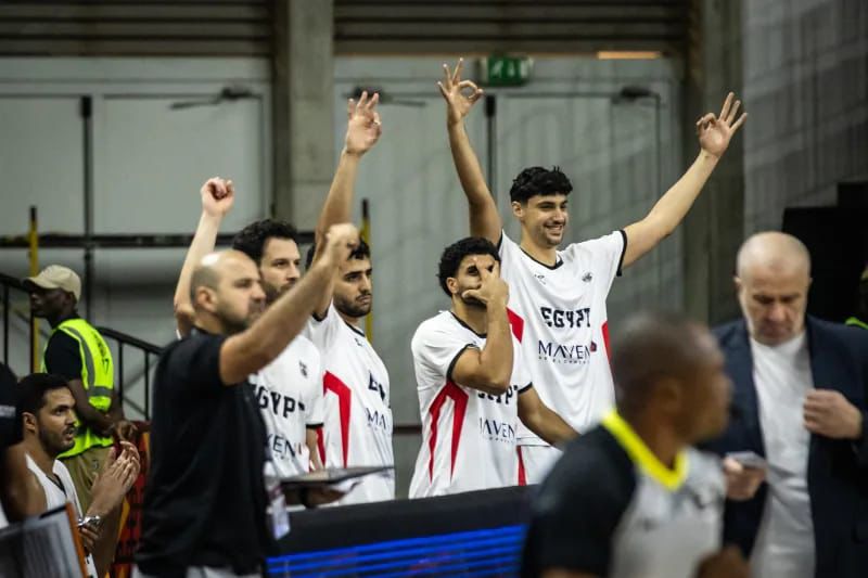 منتخب مصر يهزم السنغال ويتصدر المجموعة الرابعة ببطولة الأفروباسكت