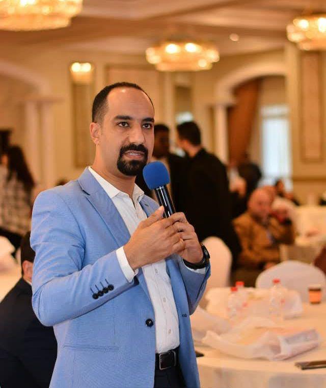 الدكتور مصطفى عزب