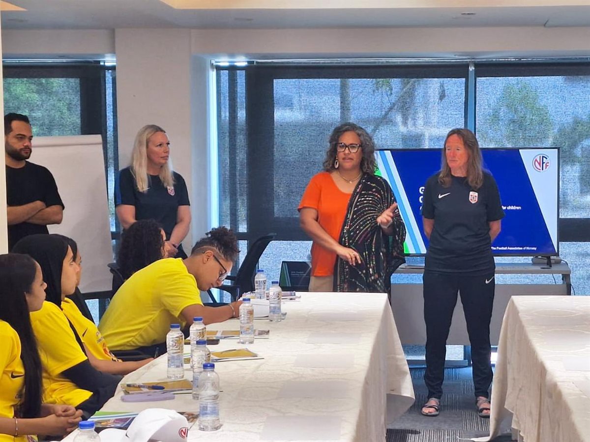 &nbsp;دورة تطوير مدربات الناشئات