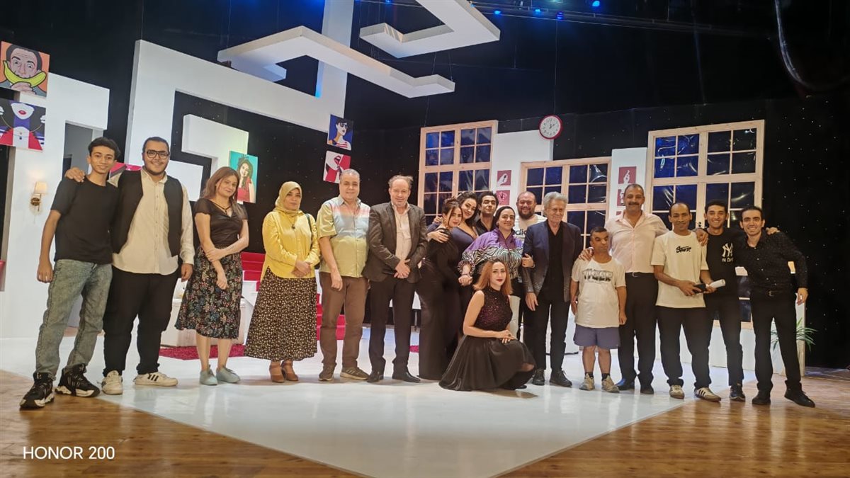 لقطات من حضور سليم سحاب لمسرحية حب من طرف حامد