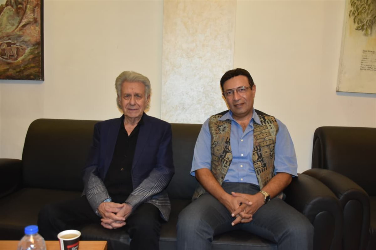 لقطات من حضور سليم سحاب لمسرحية حب من طرف حامد