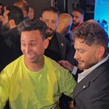 تامر حسني رفقة شاب من ذوي الهمم