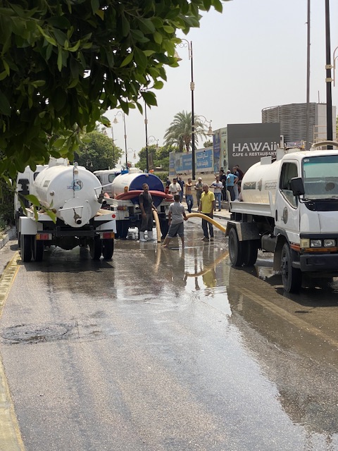 شركة مياة الأقصر تدفع معداتها الثقيلة