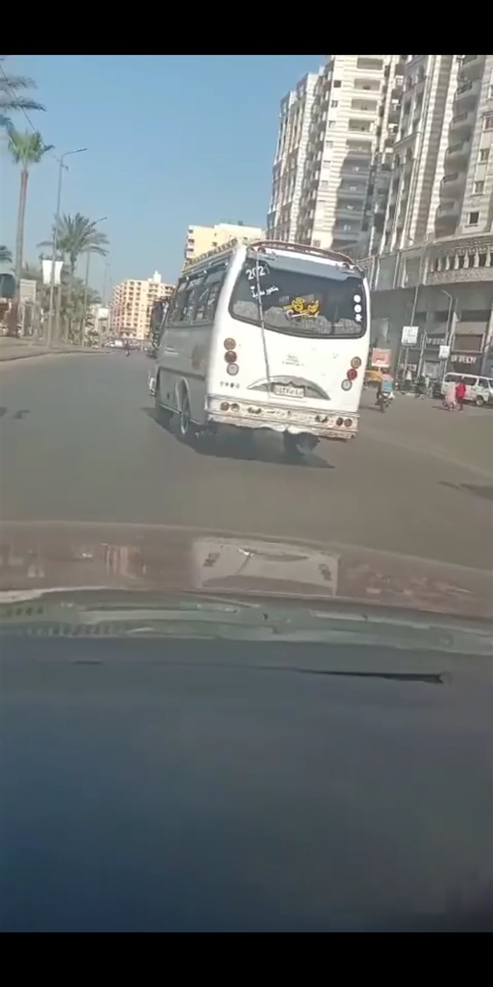 لهو سائقي سيارات ميكروباص 