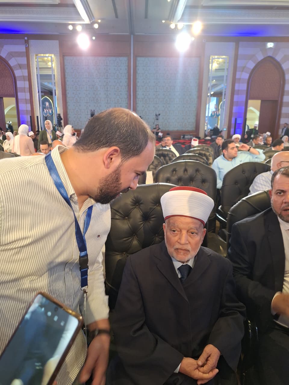 الشيخ محمد حسين مفتي القدس ومحرر القاهرة 24