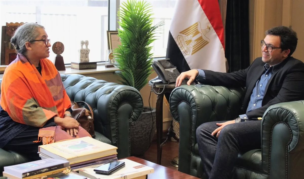 وزير الثقافة والدكتورة كرمة سامي