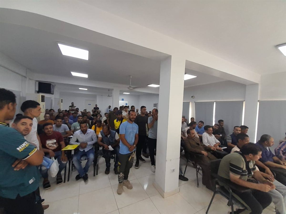 اختبارات وزارة العمل للمرشحين إلى وظائف الزراعة