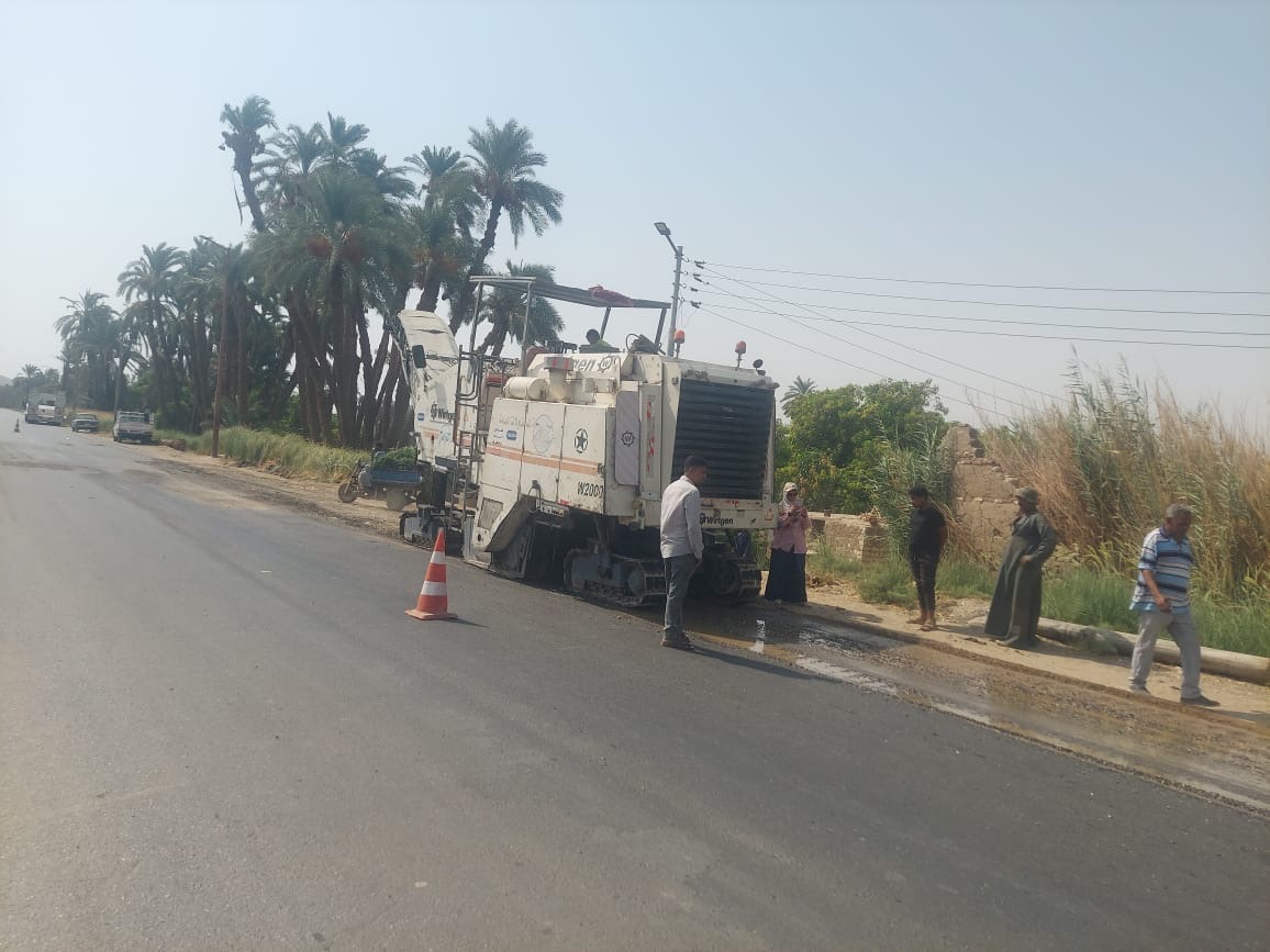 إصلاحات عاجلة للطرق بالأقصر