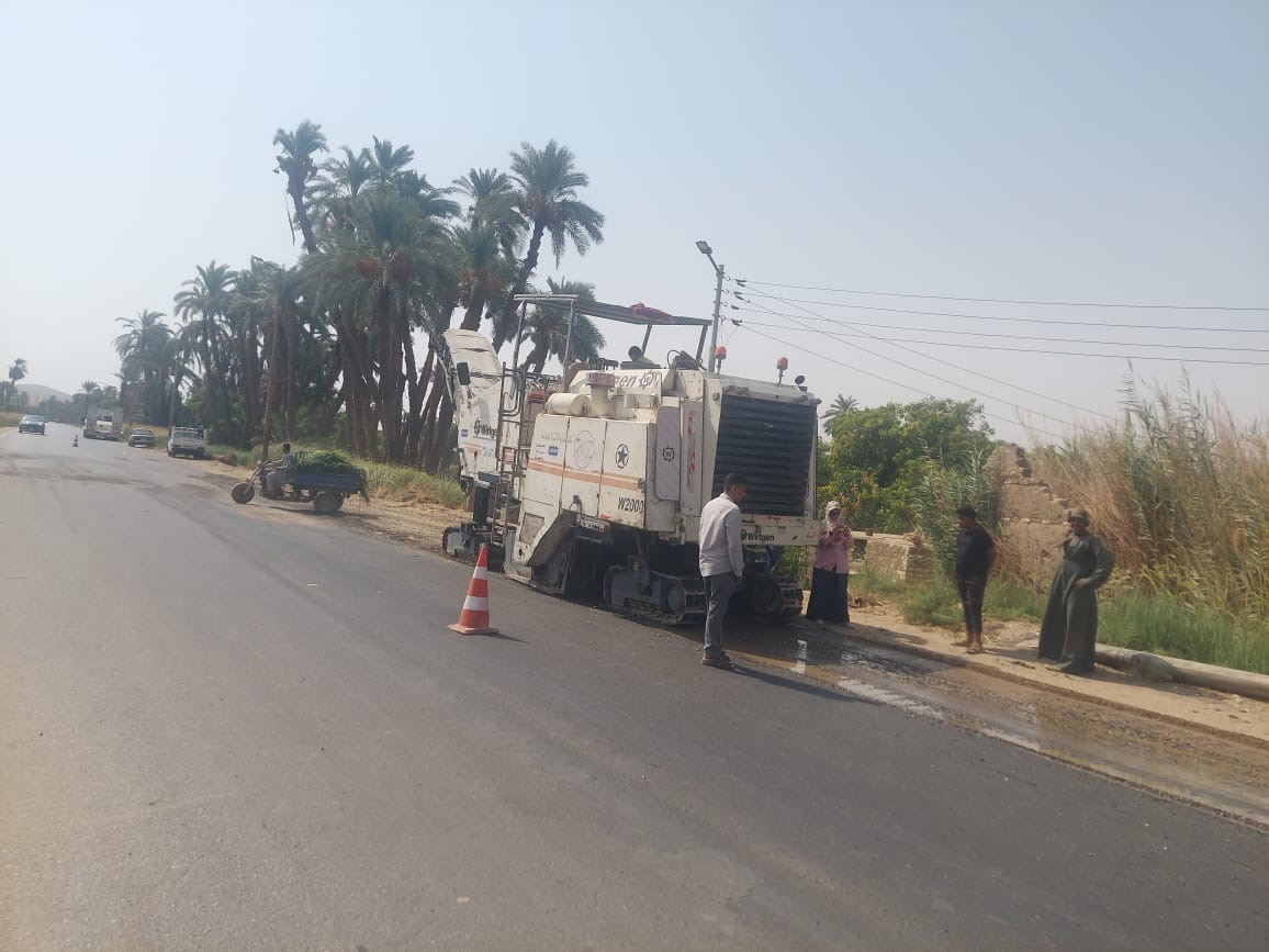 إصلاحات عاجلة للطرق بالأقصر