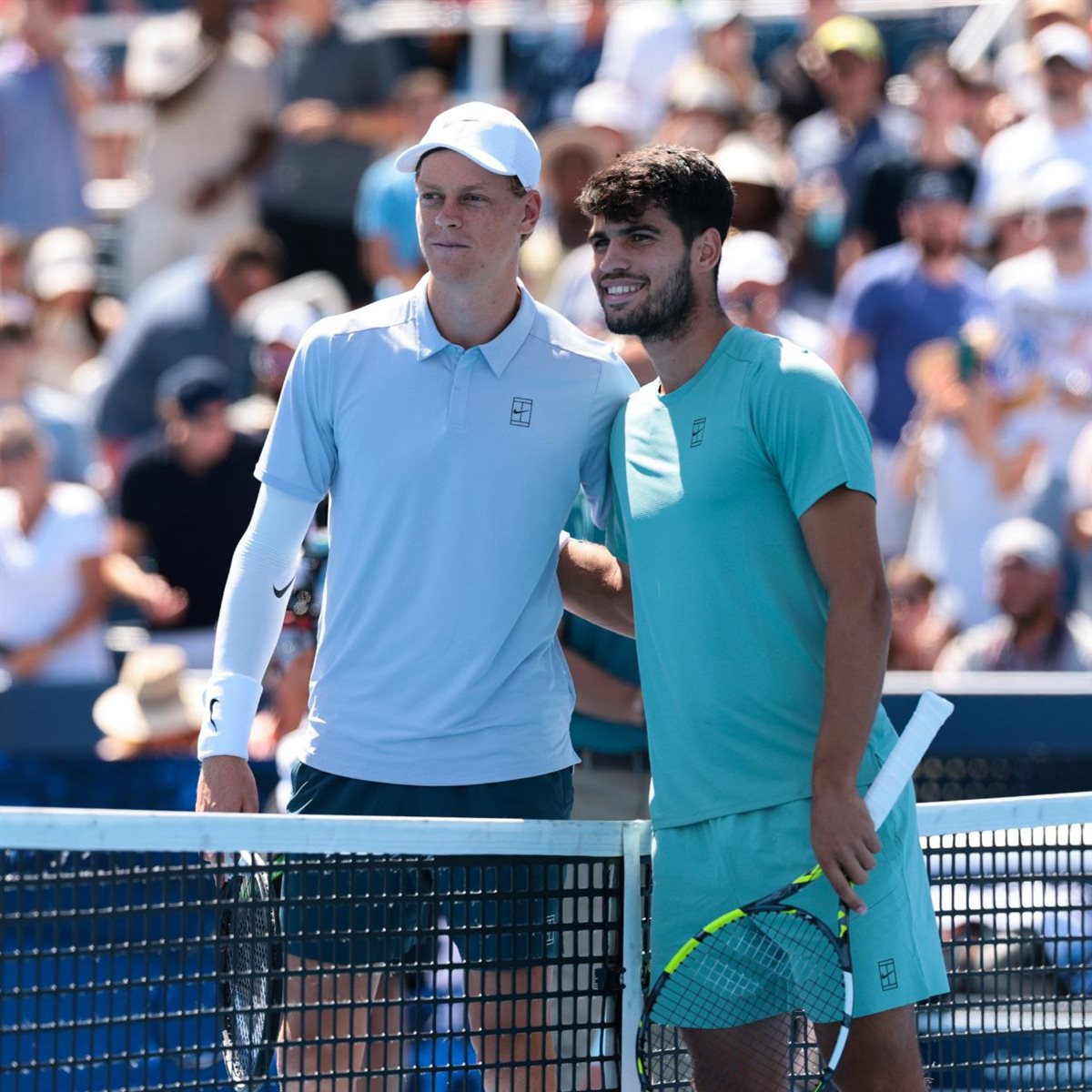 <strong>لقاء الإسباني كارلوس ألكاراز والإيطالي يانيك سينر في نهائي بطولة سينسيناتي للتنس 