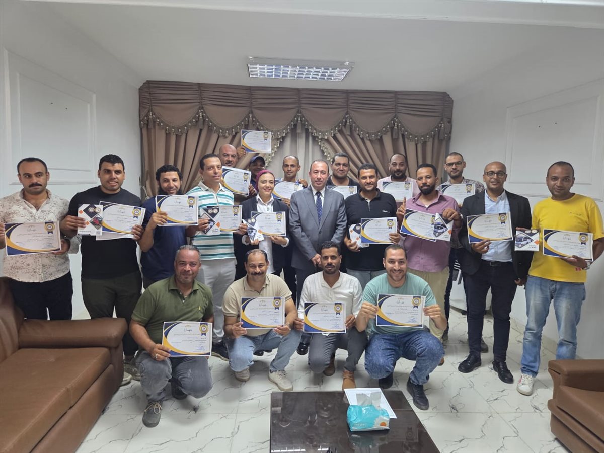 جانب من اختتام التدريب للسائقين