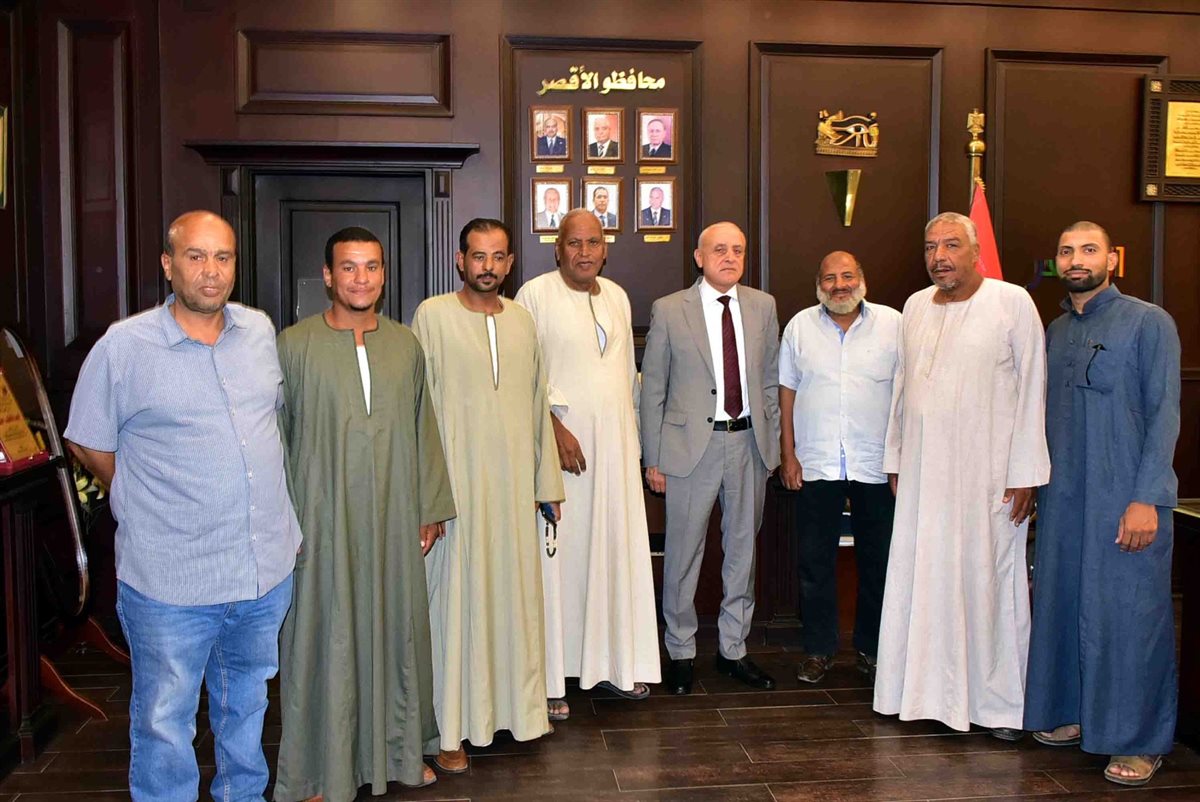 لقاء محافظ الأقصر وأهالي المدامود 