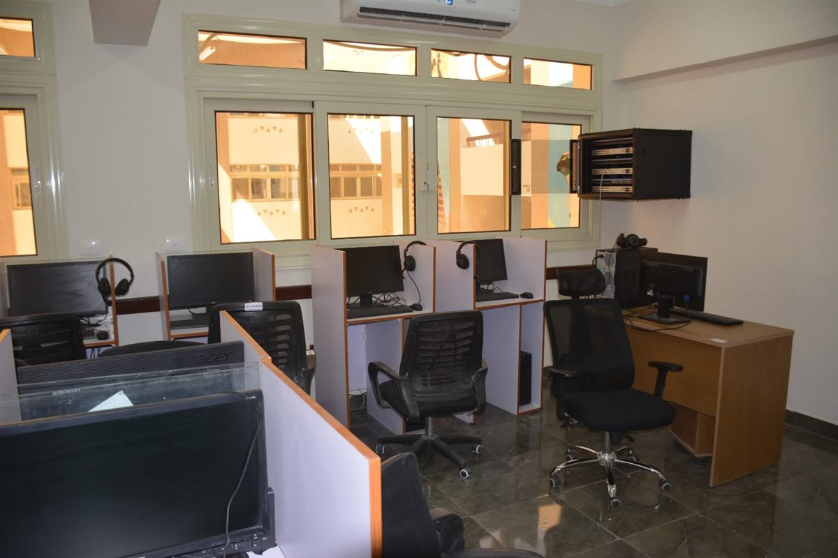 جامعة الأقصر الأهلية تستعد لإستقبال طلابها