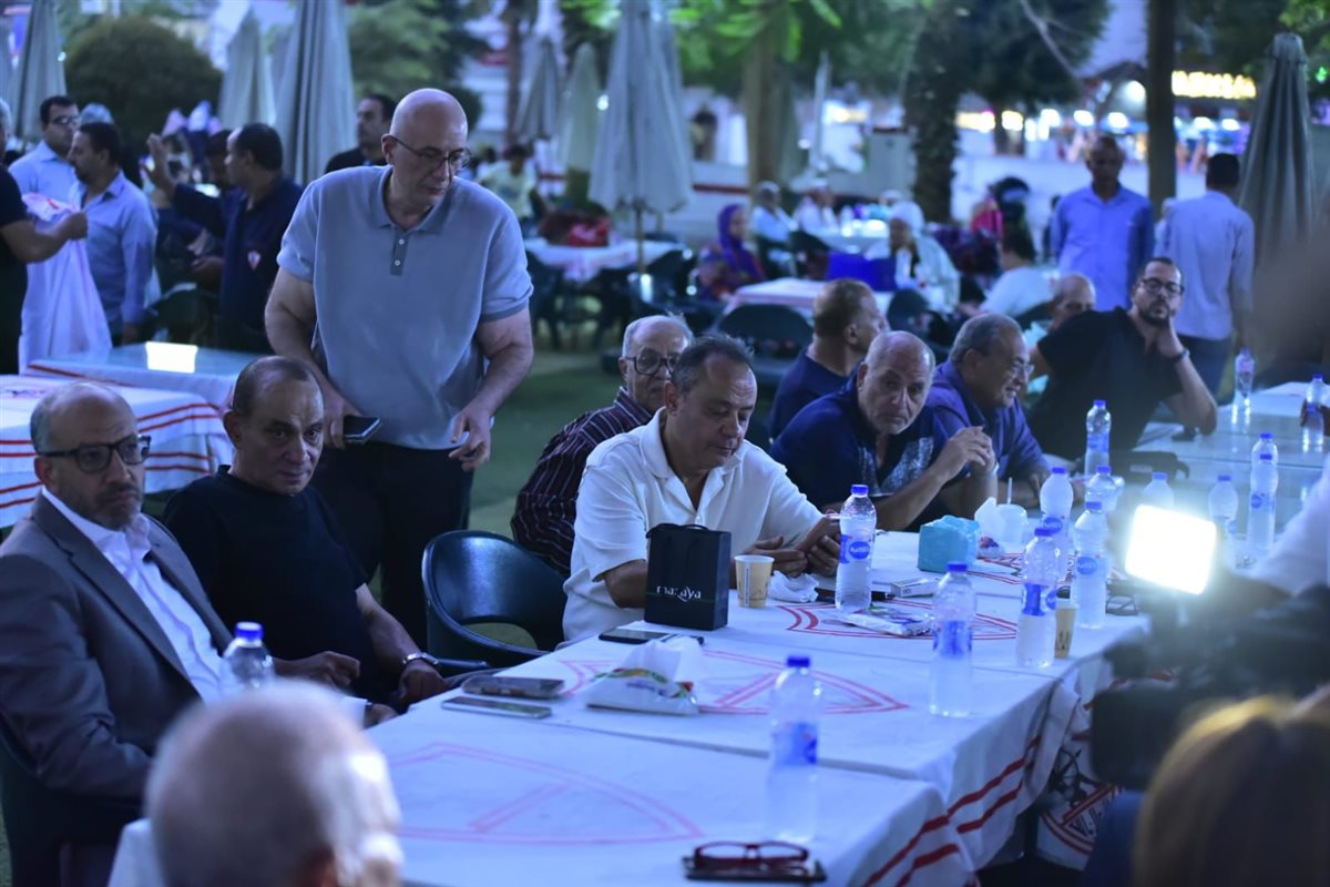 رموز الزمالك مع مجلس الإدارة