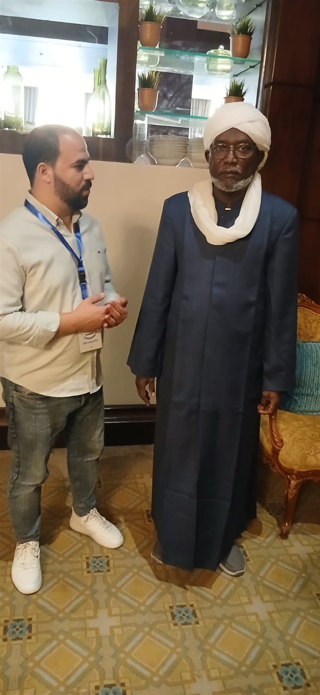  الشيخ أحمد النور محمد الحلو مفتي تشاد مع محرر القاهرة 24