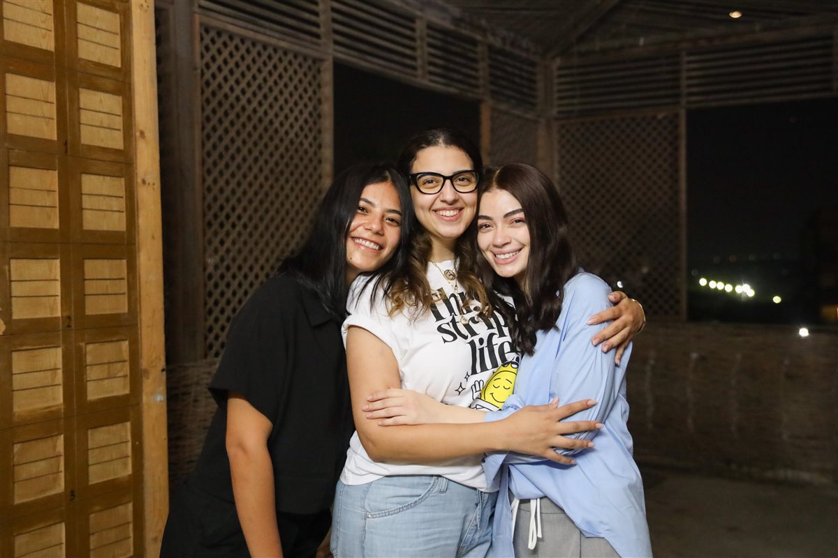 لقطات من انتهاء تصوير حكاية هند لمسلسل ما تراه ليس كما يبدو