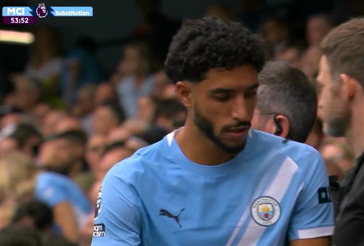 عمر مرموش من مشاركة مانشستر سيتي وتوتنهام 