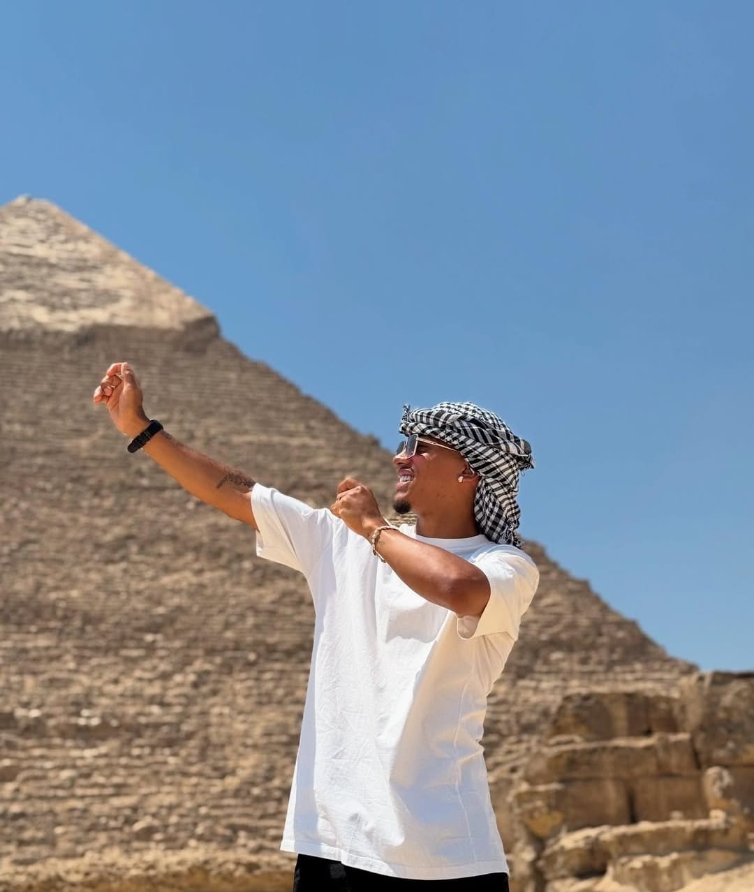 صور زيارة بيزيرا لـ الأهرامات 