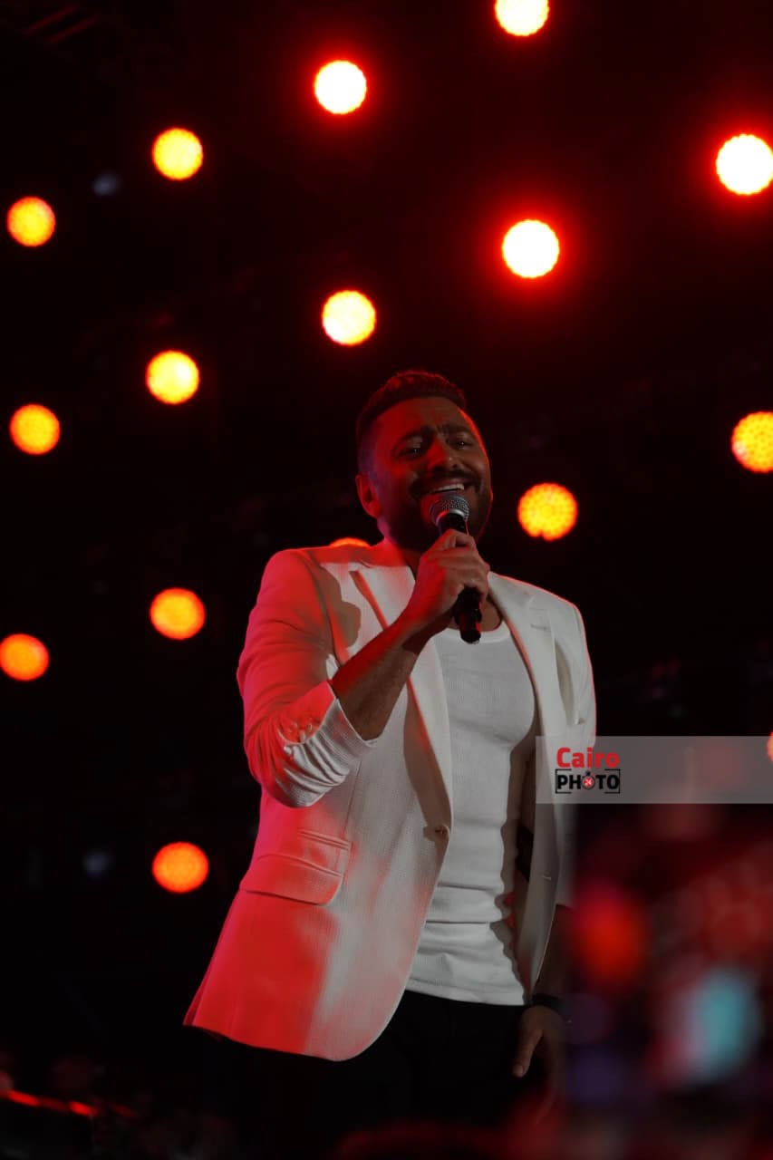 حفل تامر حسني في مهرجان مراسي 