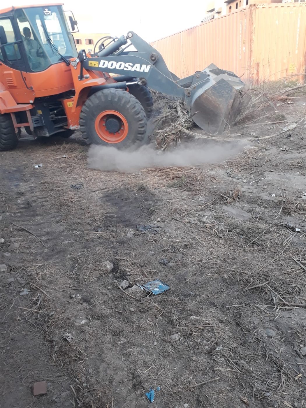 حملات مكثفة بمحيط خزان إسنا