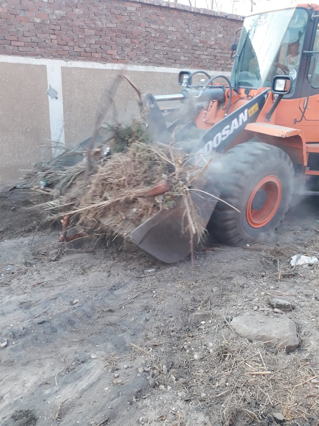 حملات مكثفة بمحيط خزان إسنا