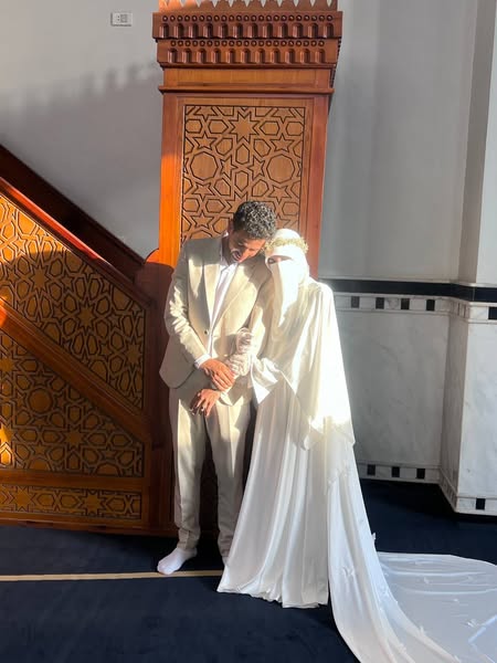 جلسة تصوير عروسين