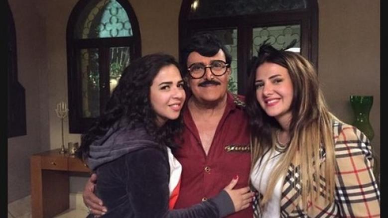 سمير غانم وابنتيه دنيا وإيمي