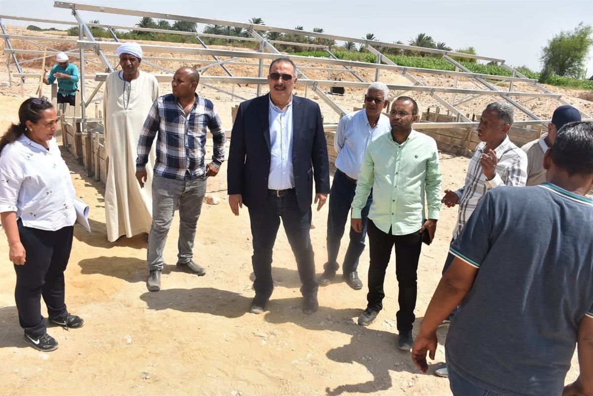 رئيس شركة مياه الأقصر وجولة موسعة بالغابة الشجرية 