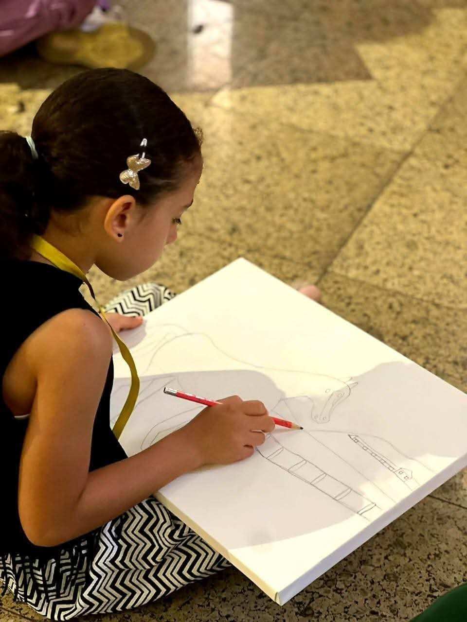 رحلة إبداعية للأطفال داخل متحف المركبات الملكية