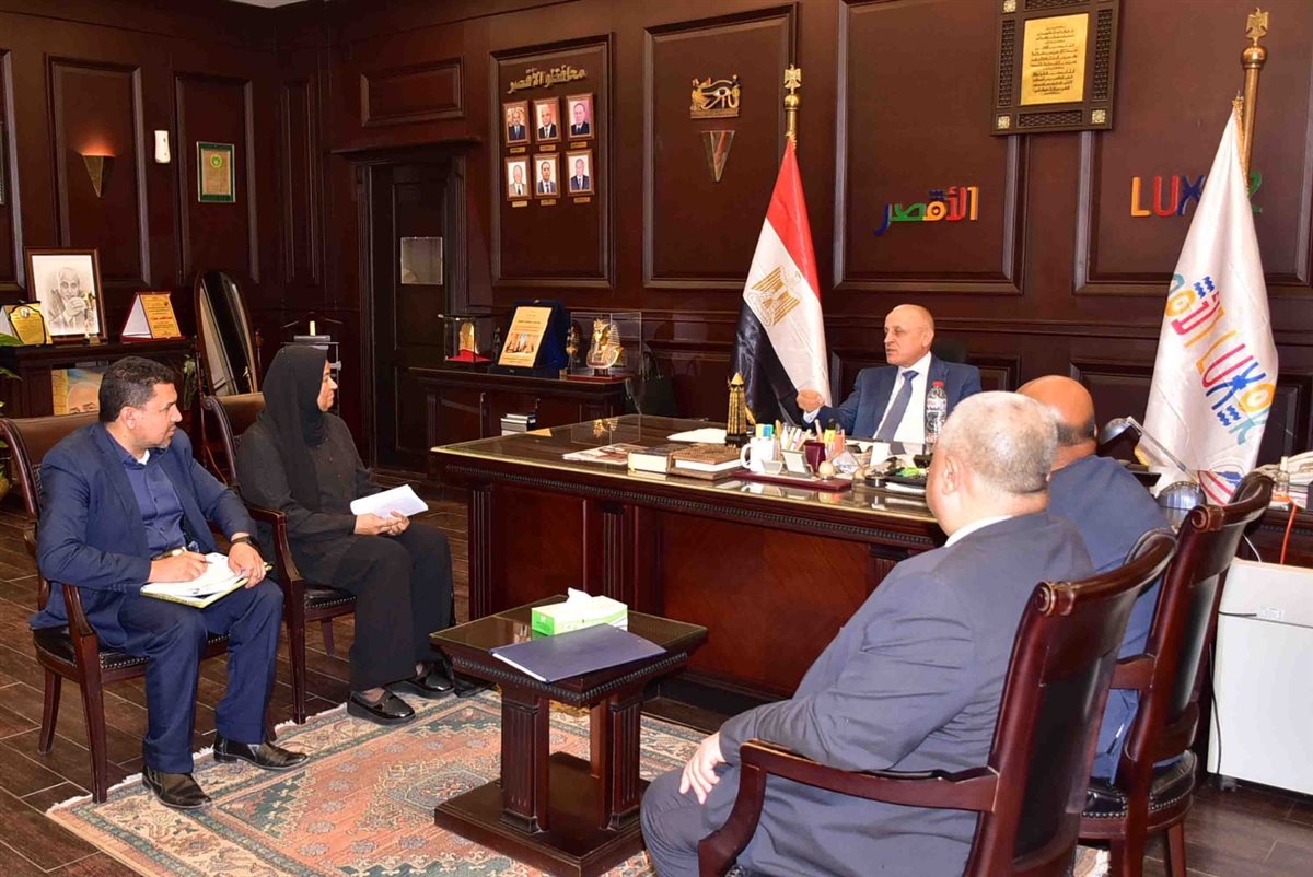 محافظ الأقصر واهالي المدامود 