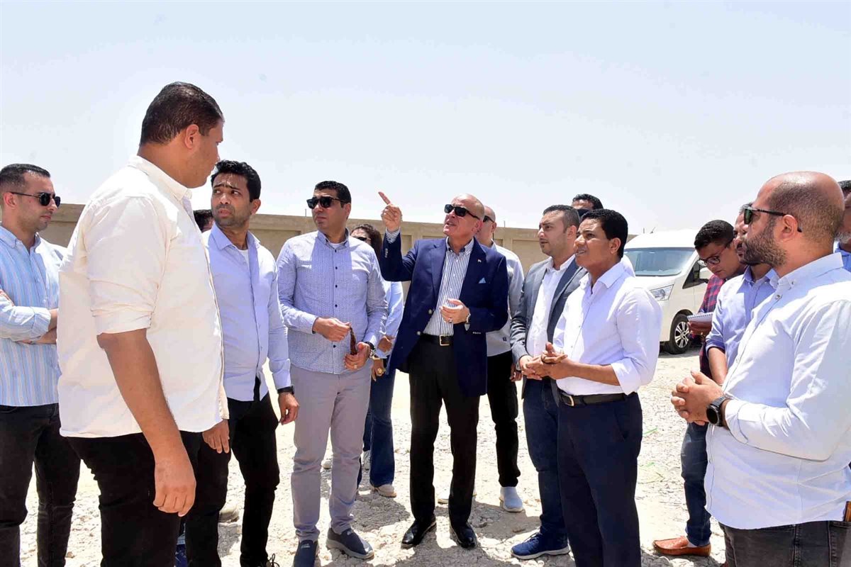 محافظ الأقصر وجولة تفقدية بالبر الغربي