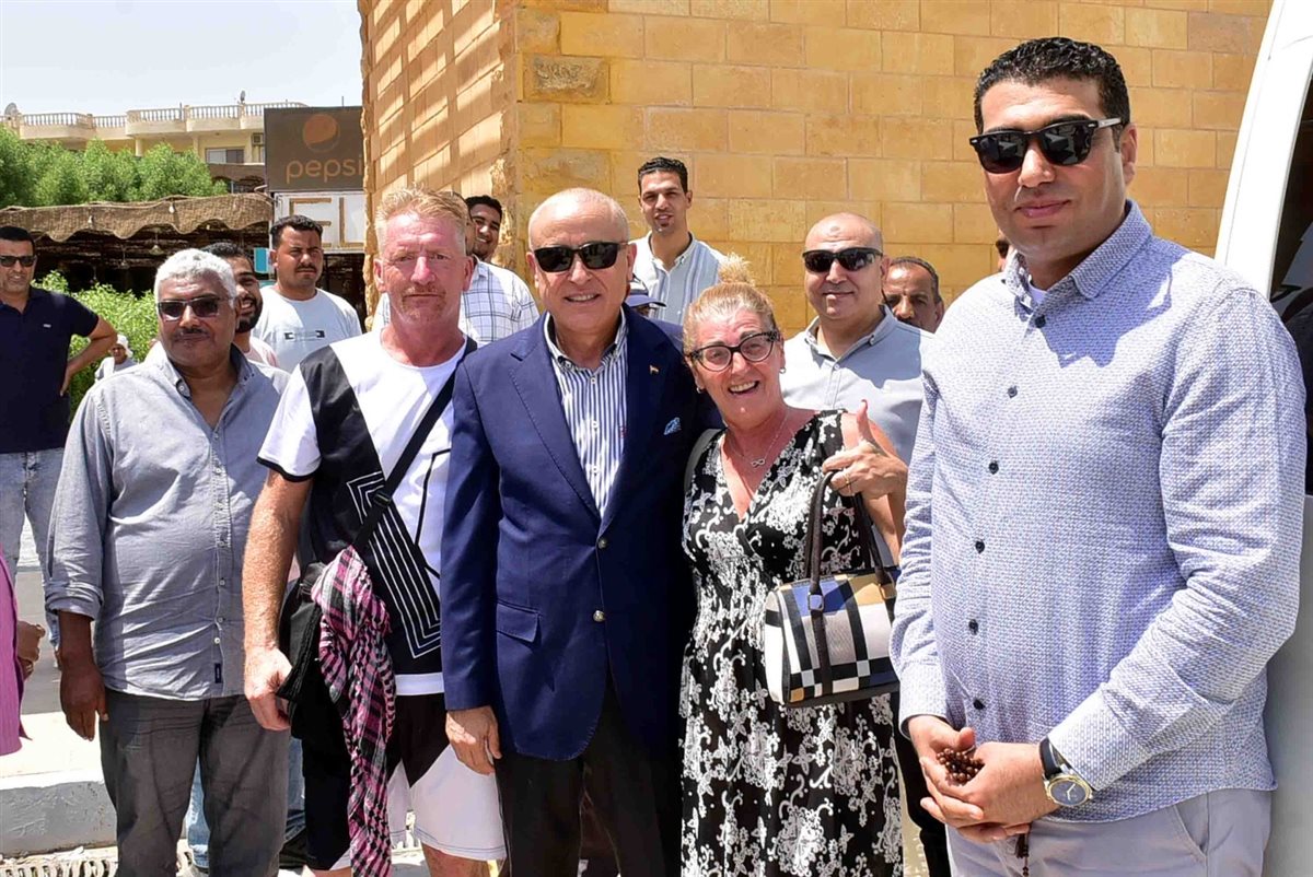 محافظ الأقصر وجولة تفقدية بالبر الغربي