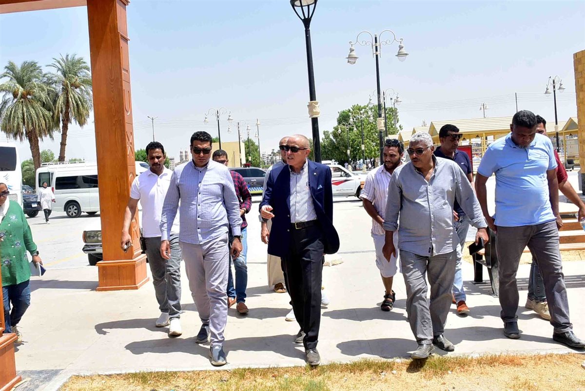 محافظ الأقصر وجولة تفقدية بالبر الغربي
