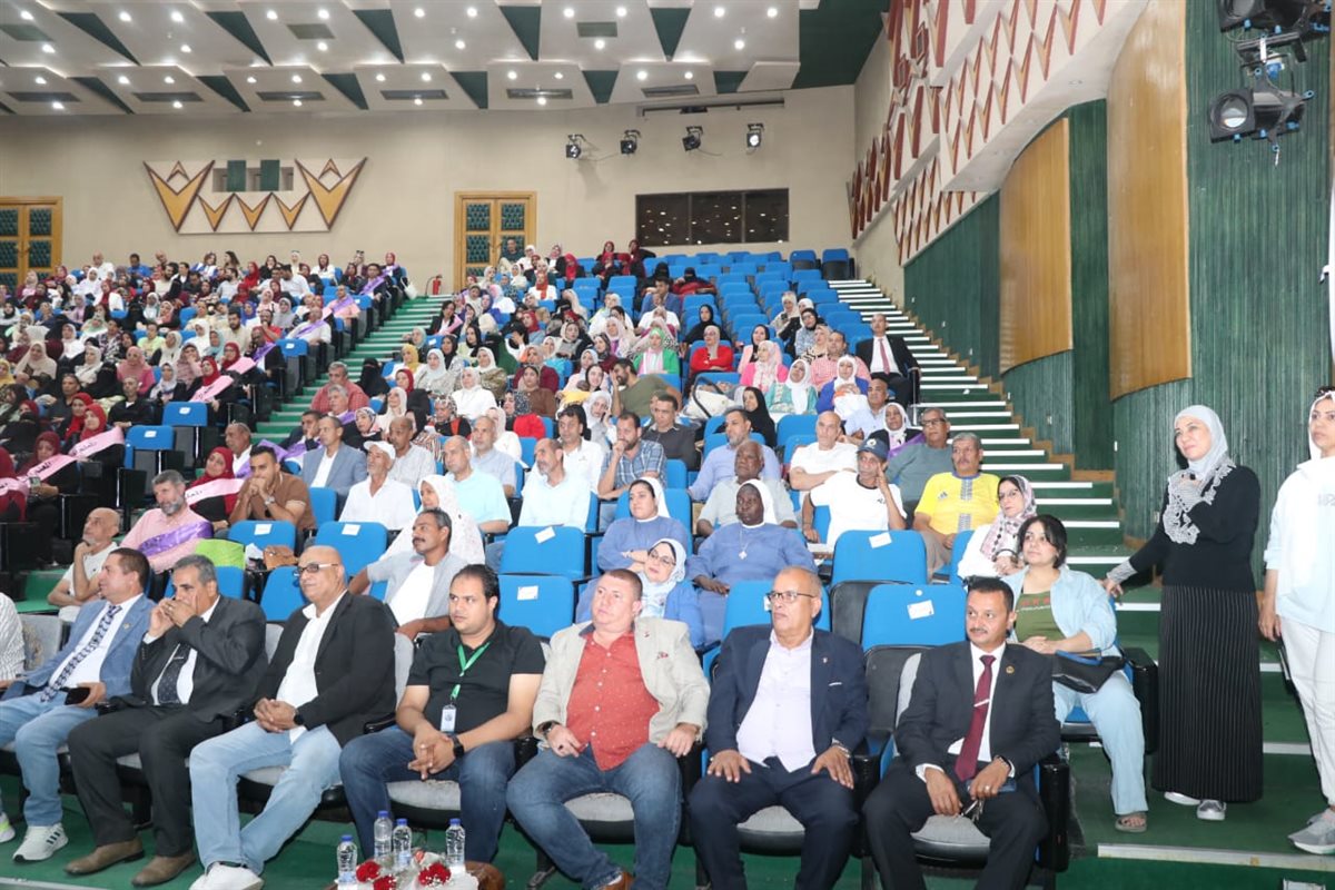  حفل تكريم المعلمين والمعلمات المتميزين بمحافظة الإسماعيلية 