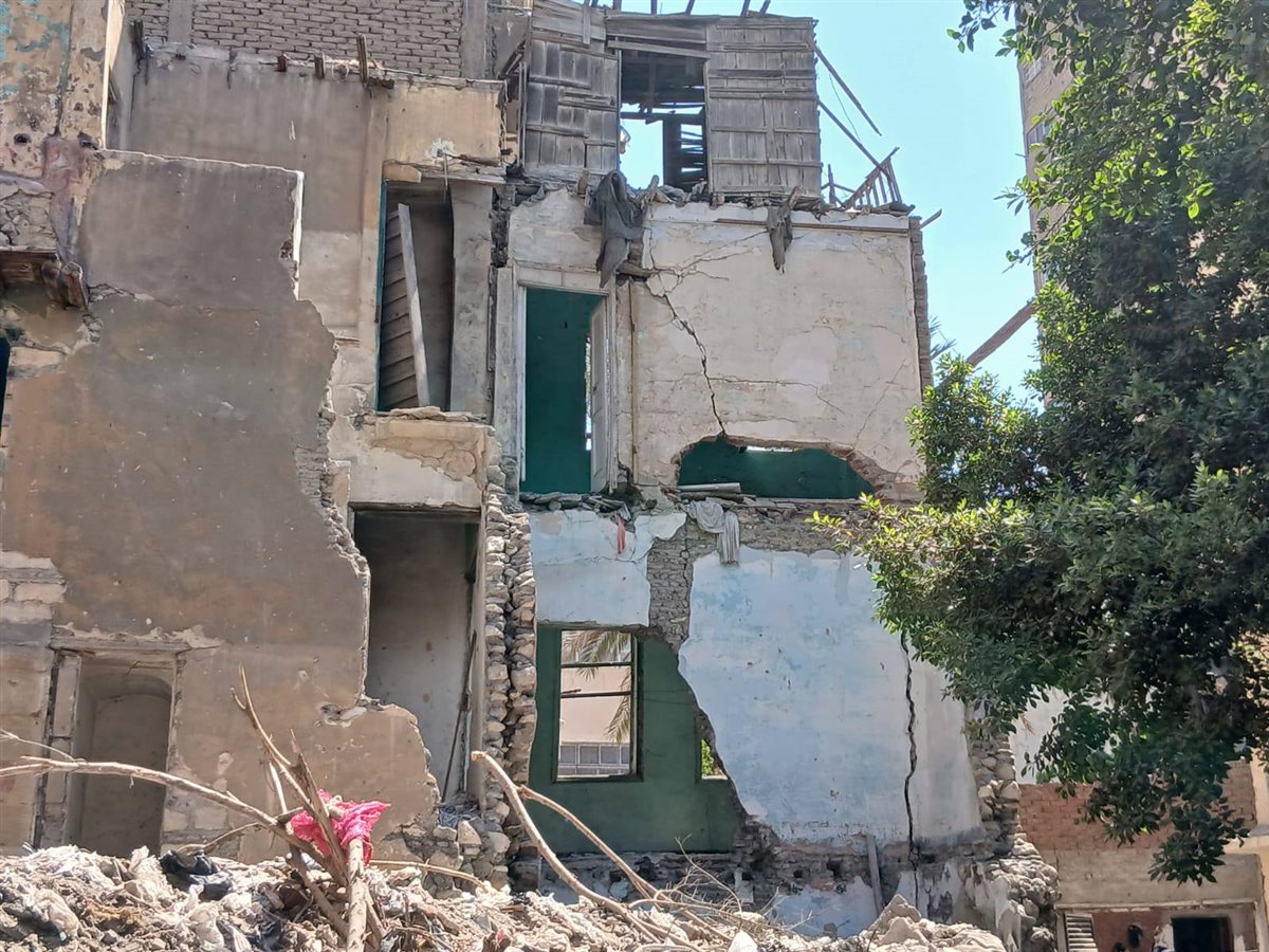 جانب من أعمال الإزالة