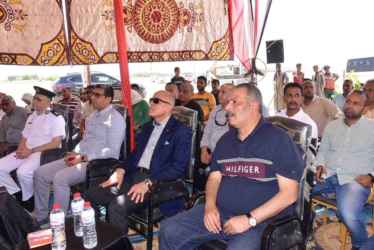 محافظ الأقصر يتفقد الغابة الشجرية بالقرنةً